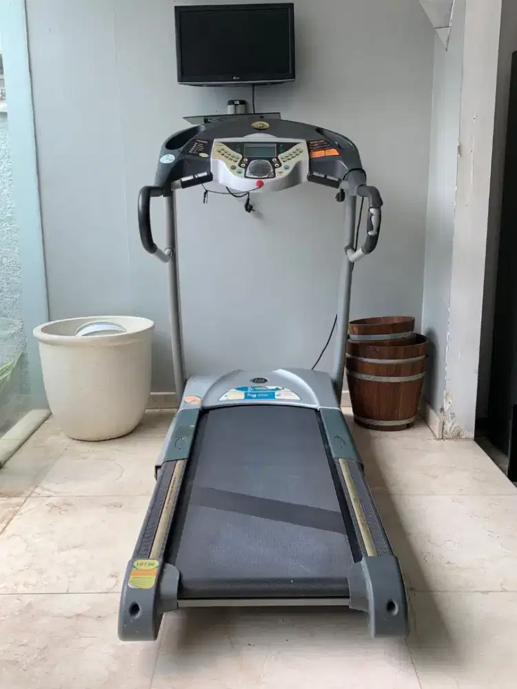 Treadmill Horizon Series Ti22 Bekas/Second