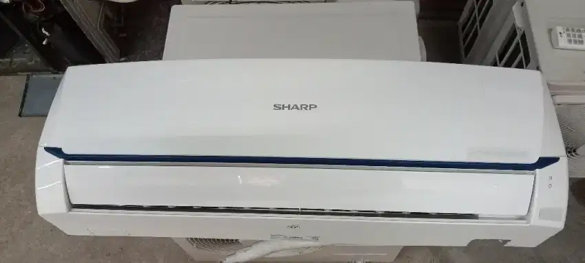 AC sharp j-tech inferter 1pk ori lowwat