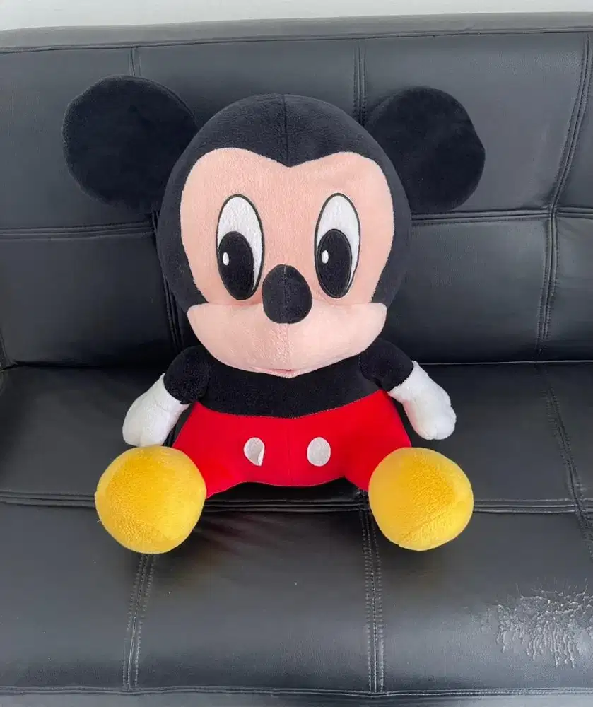 Boneka Mickey Jumbo