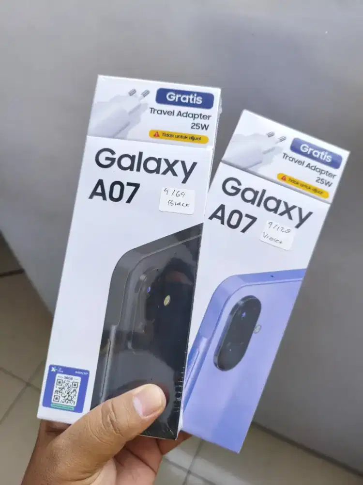 Samsung a07 4+4/64gb resmi segel free adapter 25watt