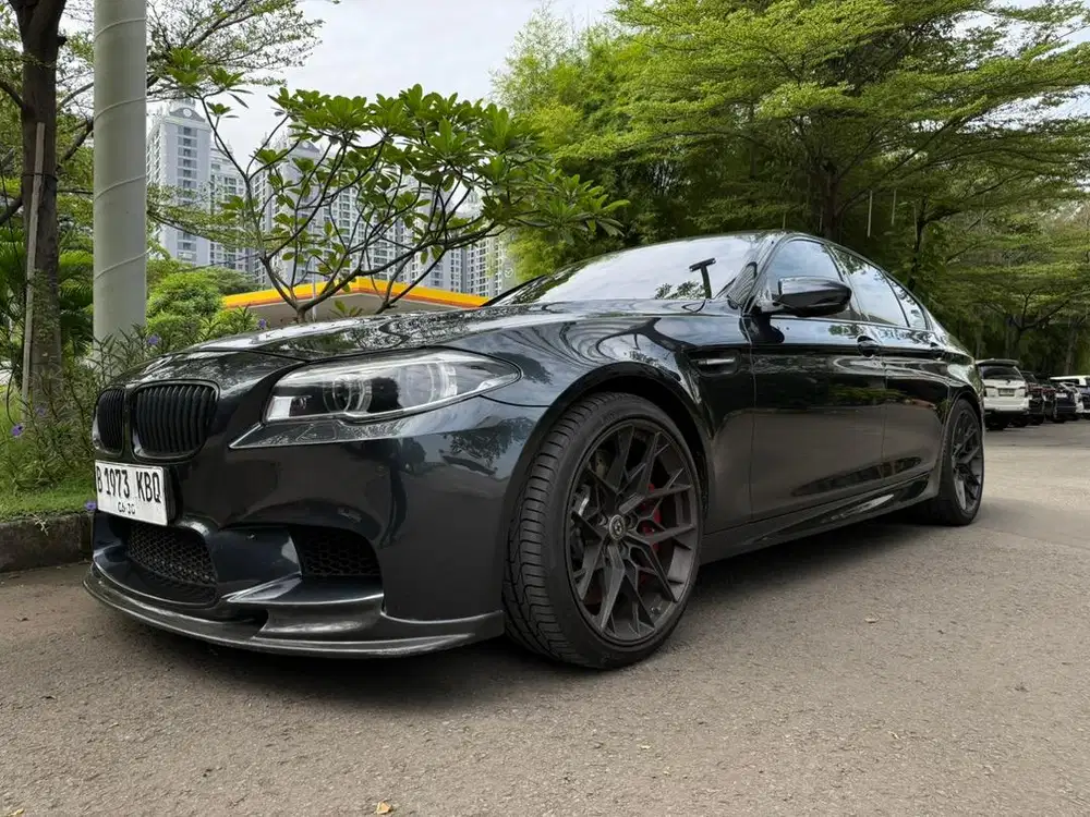 BMW M5 2012 Full Specs