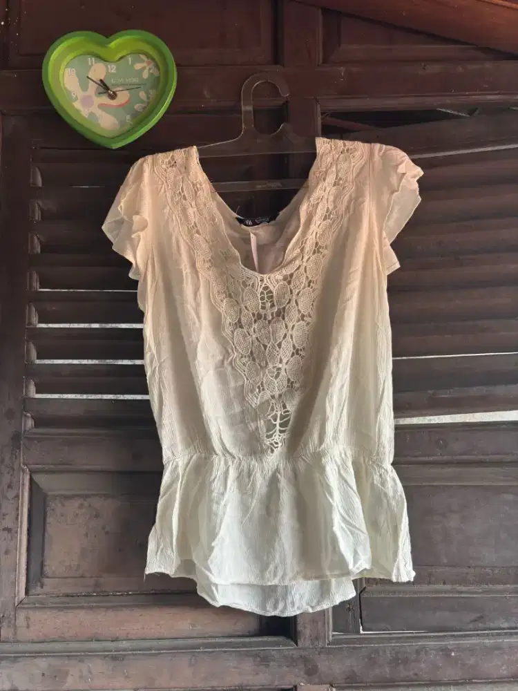 Zara Blouse Putih