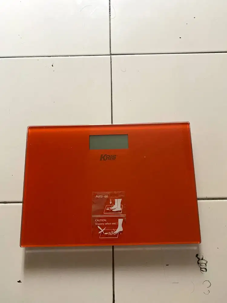 TIMBANGAN BADAN KRIS, 150 KG, MULUS