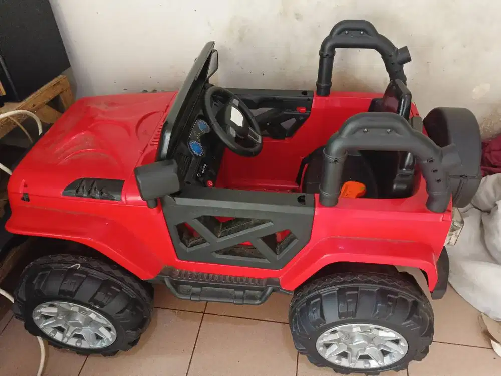 jual mobilan aki Jeep wrangler