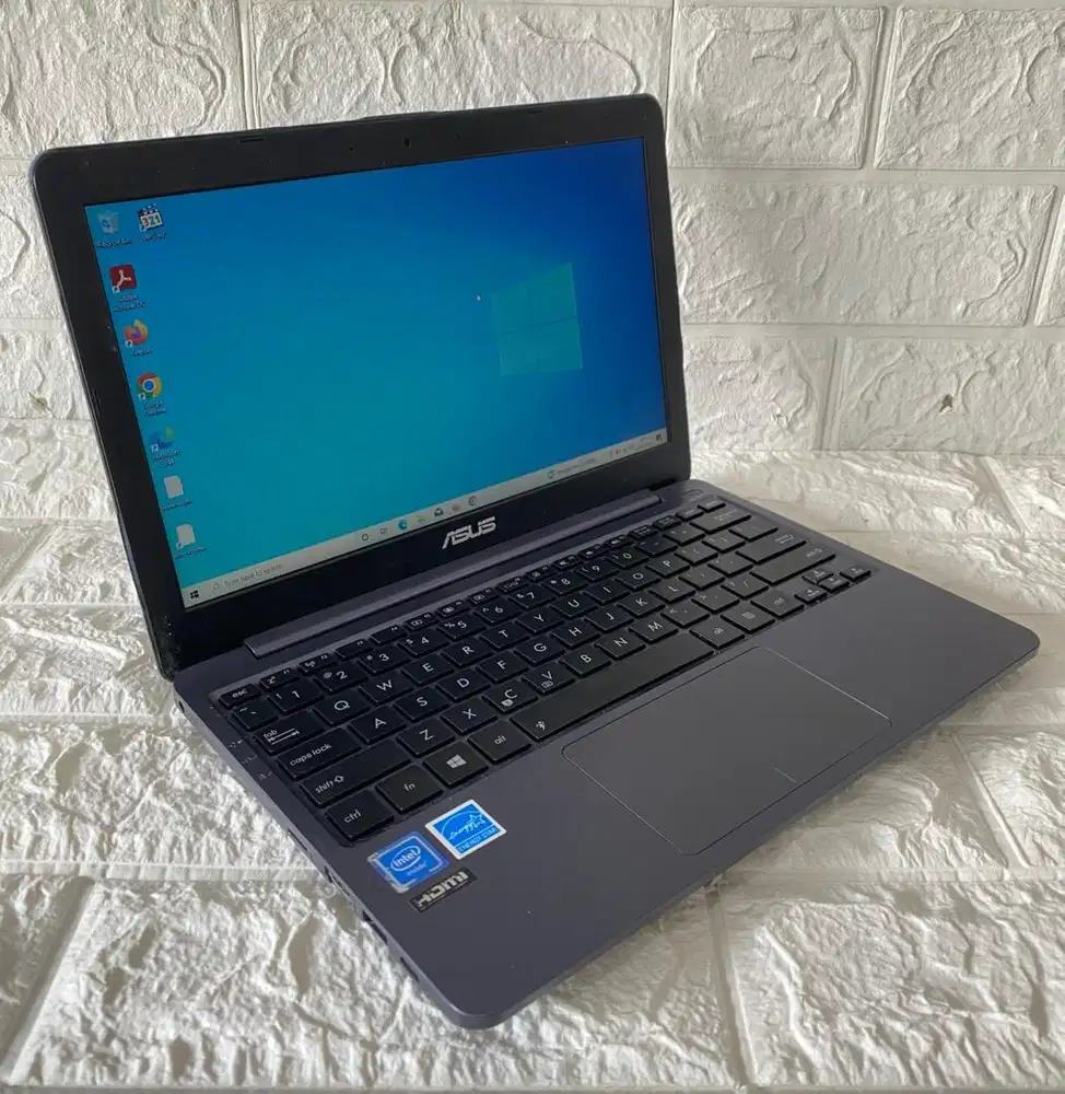 Notebook Asus E203 ssd