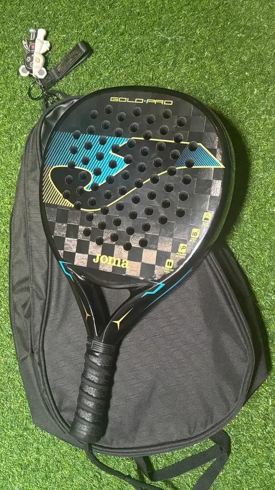 Raket padel joma
