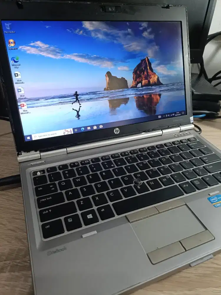 Intel Core i7 Elitebook 2560p Ram 4 GB HD:500 Mesin Normal Siap Pakai