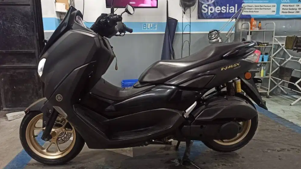 YAMAHA NMAX 2020 HITAM ISTIMEWA