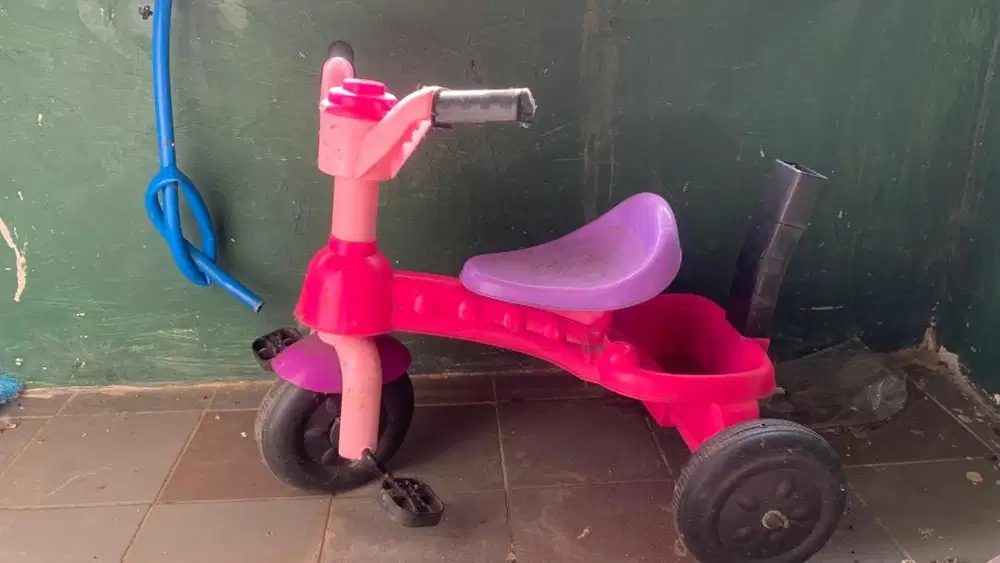 Mainan anak Sepeda plastik anak