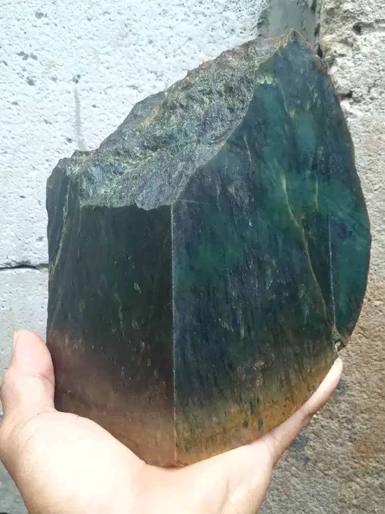 Batu Giok Hijau Tua 2,3