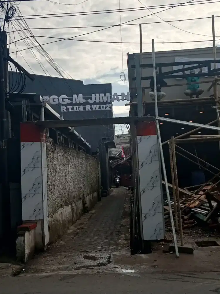 Huruf Timbul Acrylic susu | Nyala | Tiang