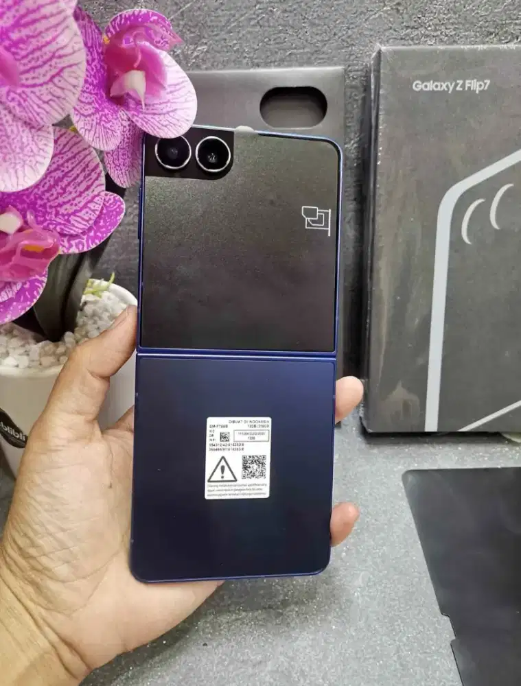 Samsung zflip 7 12/512 GB