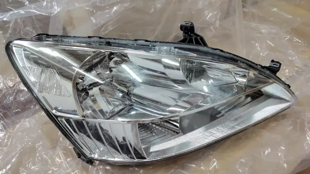 MIKA LAMPU DEPAN HEADLAMP ACCORD CM5 2007 HID