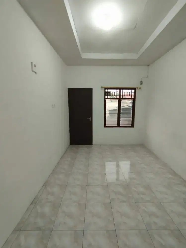 Sewa Kontrakan Murah Bulanan 1 Petak Petakan Kamar Mandi Dalam terawat