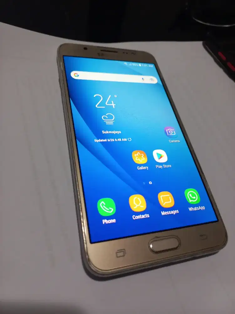 Samsung J7 2016