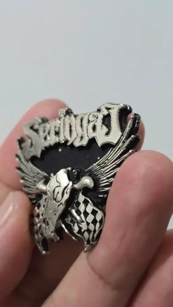 Enamel Pin SERINGAI Original