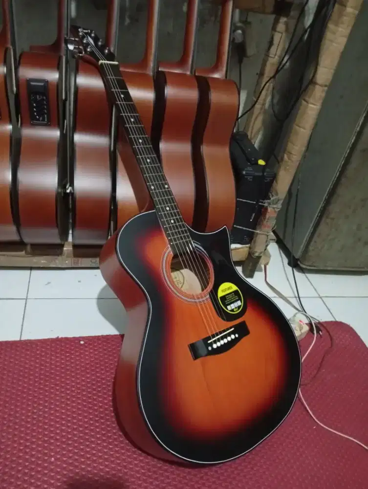 Gitar akustik model cort
