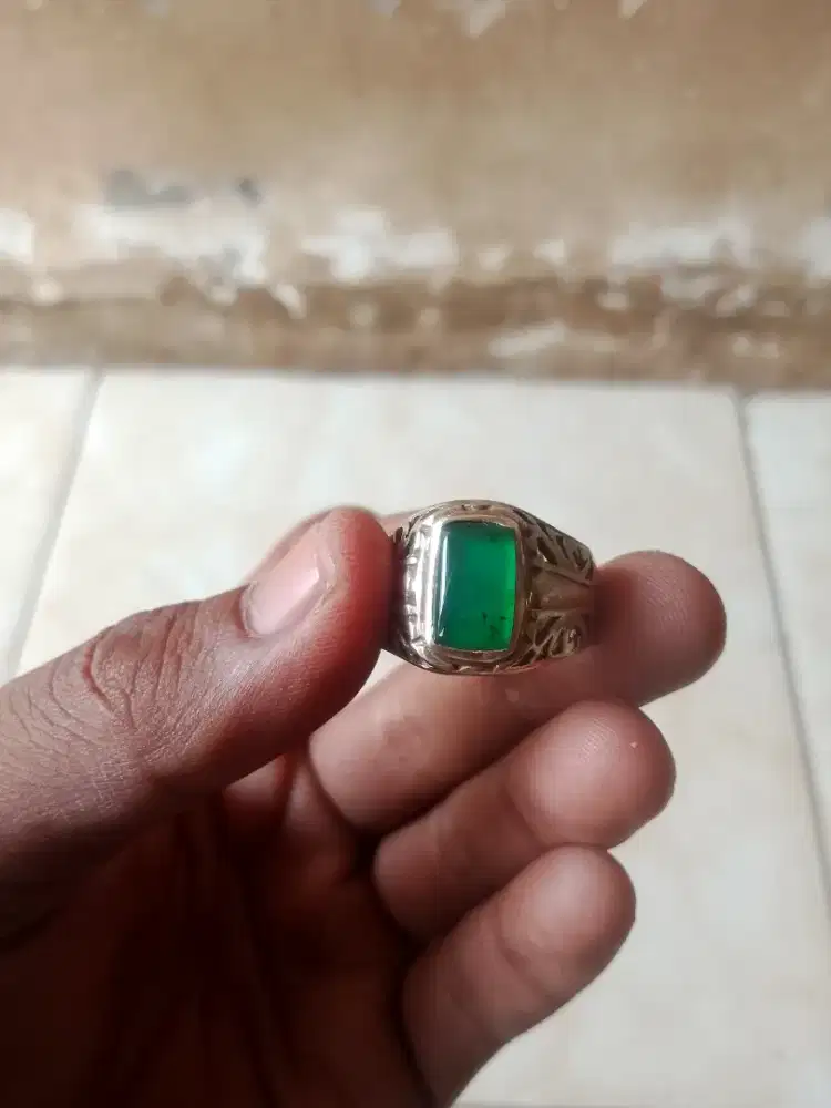 batu cincin bacan