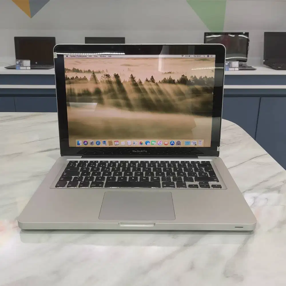 [MB03] Laptop Desain 8GB 256GB Mesin Normal Ori Segel Grad A