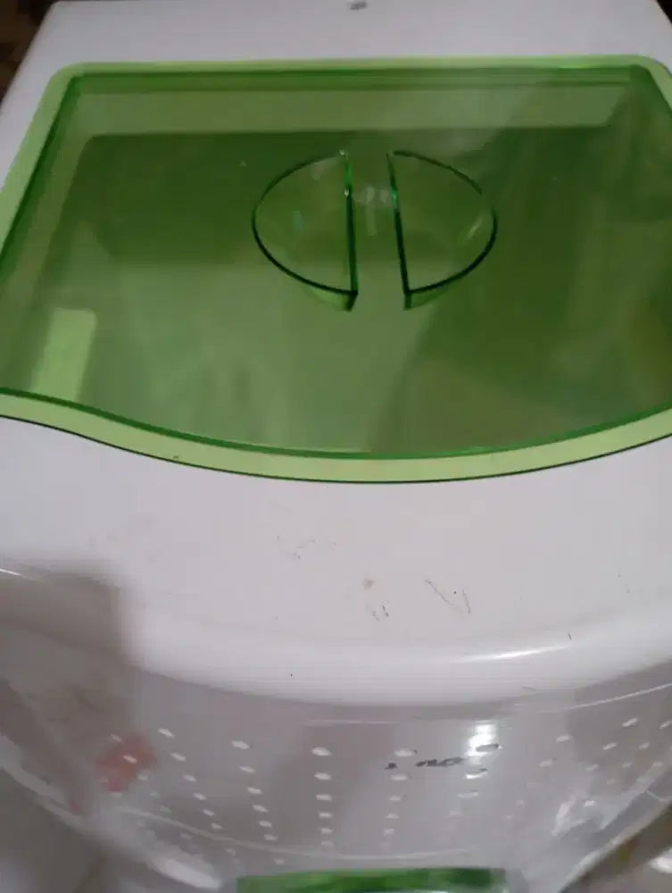 Tempat simpan beras cosmos