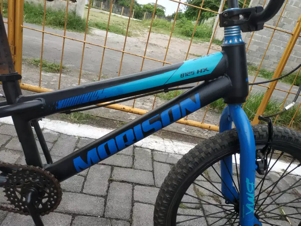Sepeda BMX ring 20 merk MORISON ori mulus rangka gede ban gede gagah