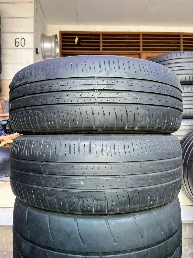 Ban Dunlop Enasave Ec300 205 55 r17 2Pcs