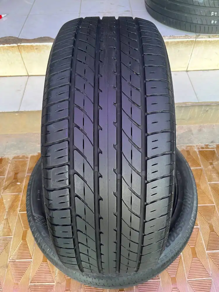 Ban Toyo Tranpath R30 235 50 r18 1Pcs