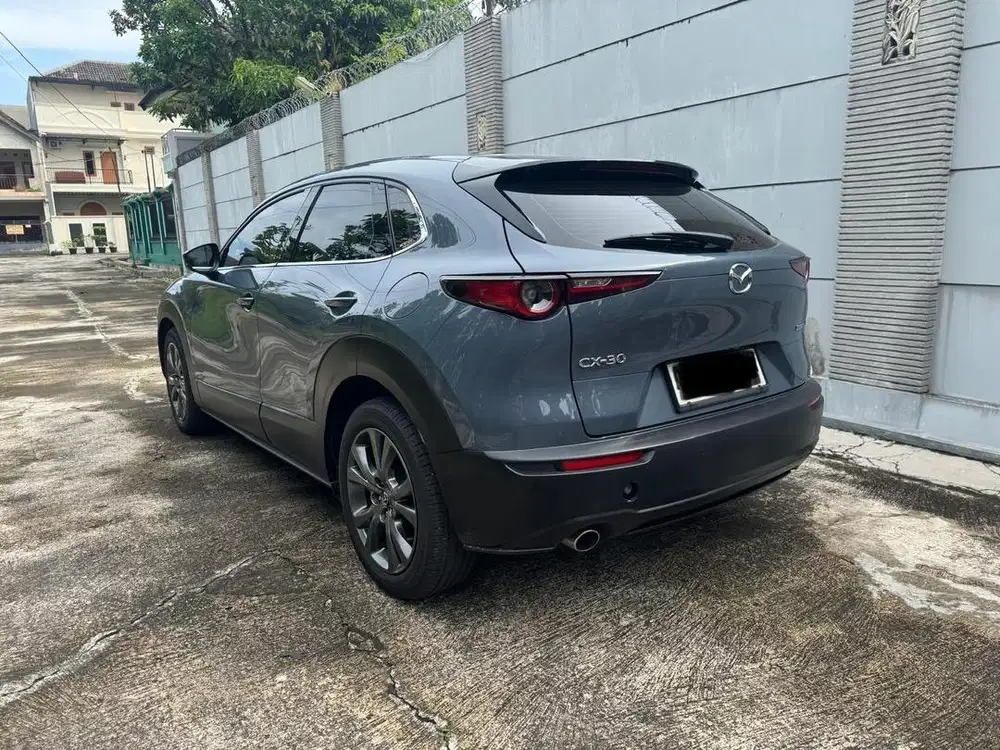 Jual Santai 2023 Mazda CX30 - Kilometer Rendah, Pemakaian Kota Solo