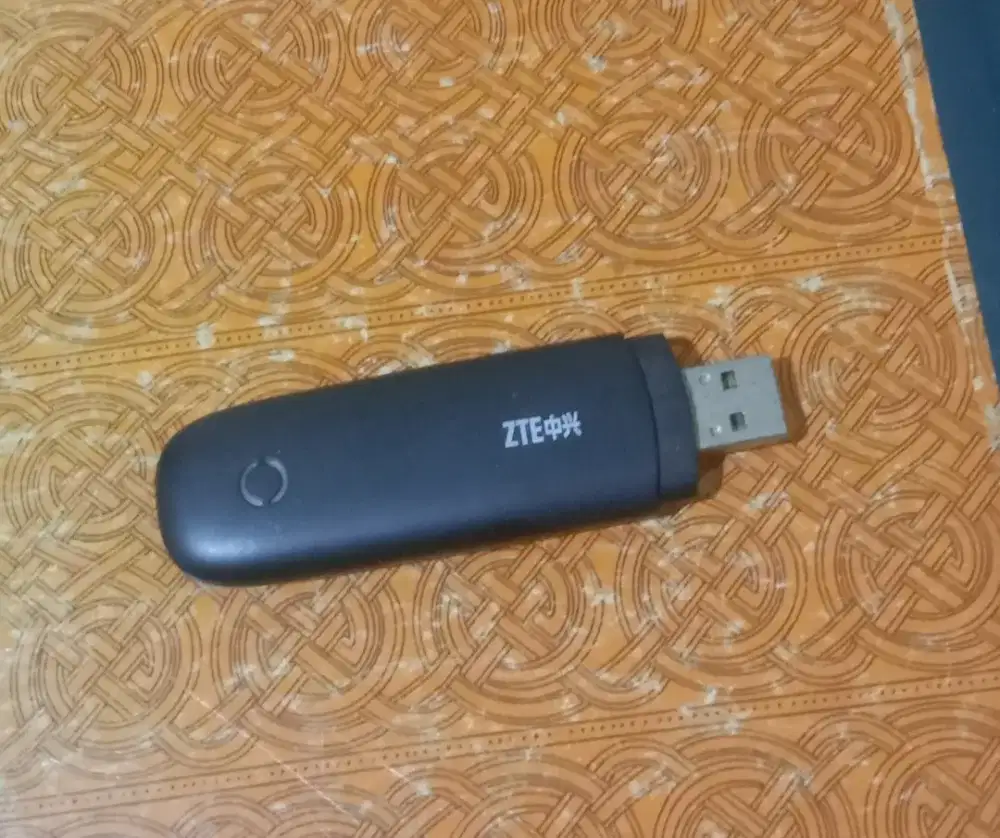 Modem ZTE komputer