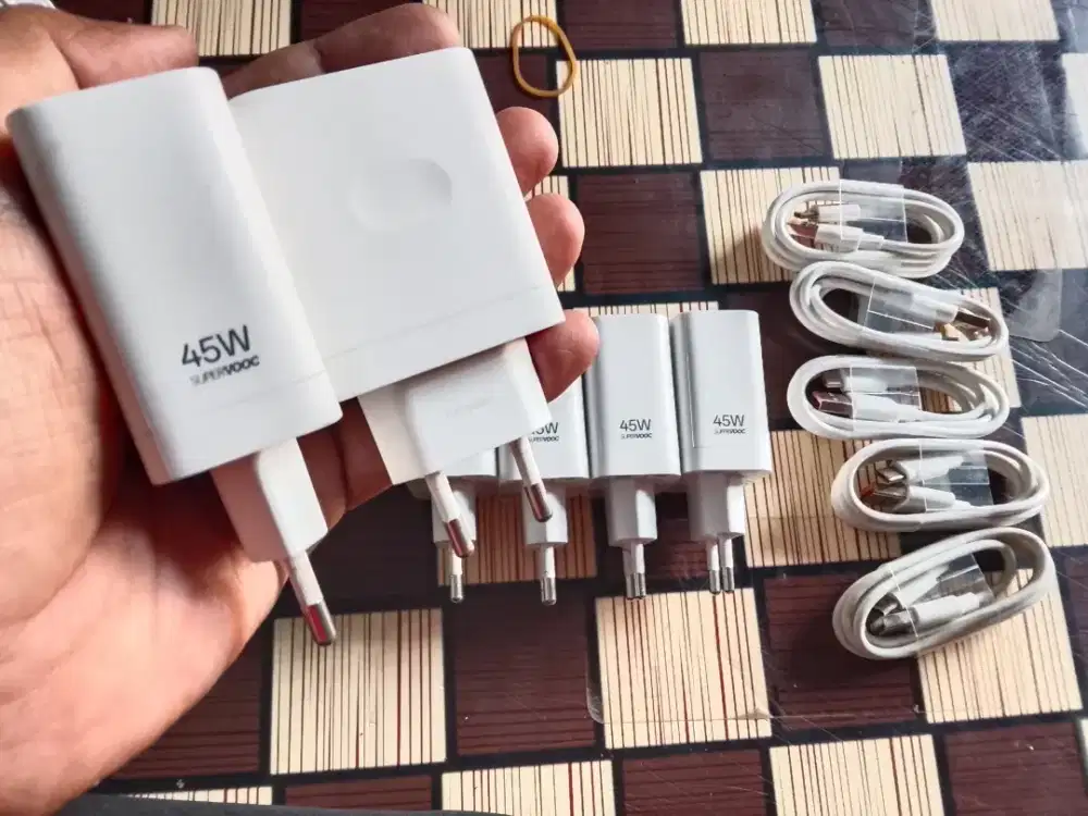 CHARGER ORIGINAL OPPO 45 WATT.