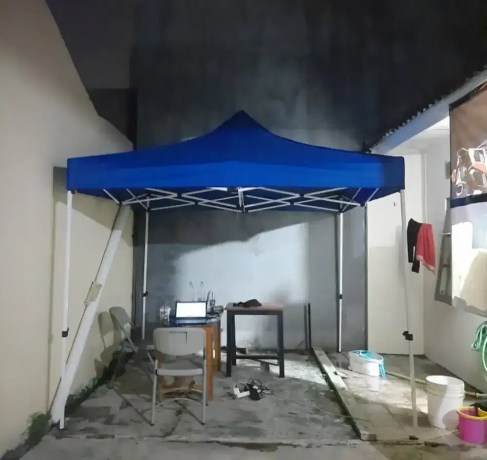 Tenda lipat besi hollow putih 0.9
