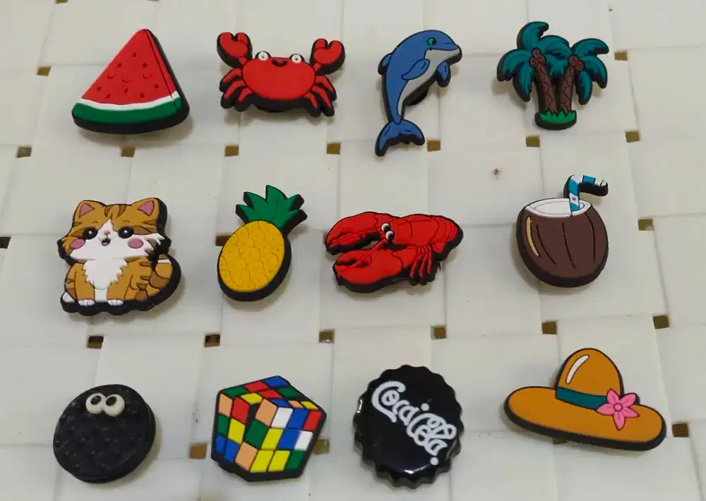 Jibit crocs,crocs,jibit,mainan crocs,mainan sandal baim