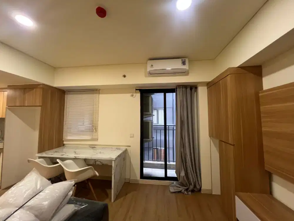 Sewa 2BR Meikarta Tower Northview