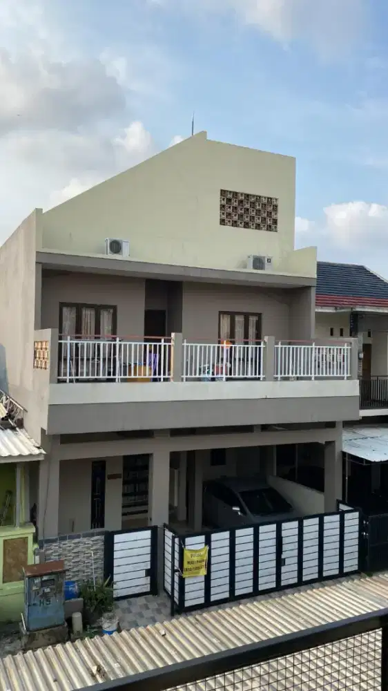 Rumah dijual di cluster italy Banjar wijaya