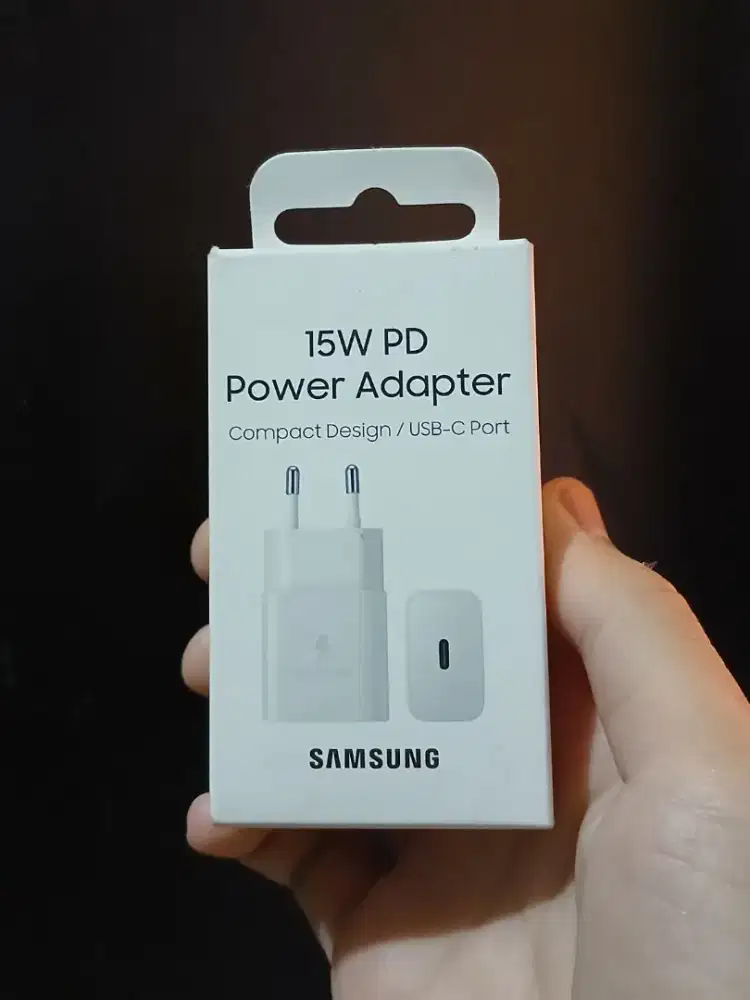 Samsung Fast Charging 15W, T1510
(EP-T1510NWEGWW) SEIN, BNOB