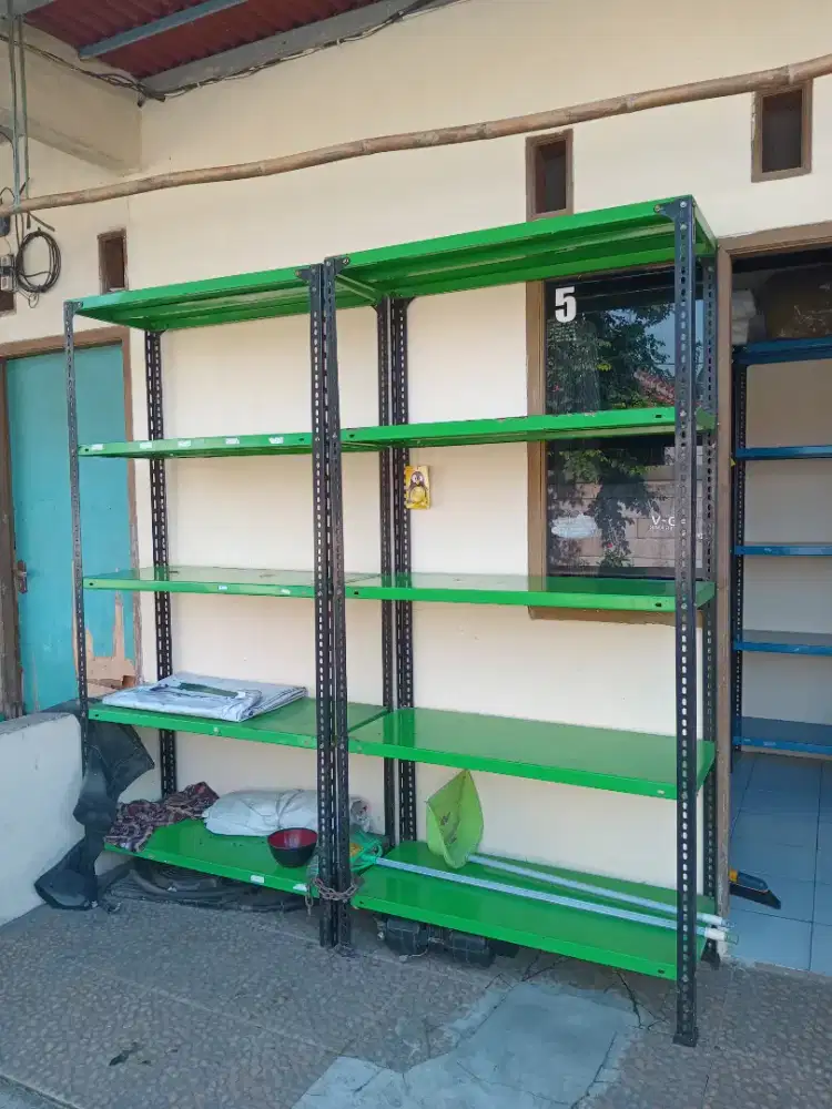 Rak Besi buat Tempat barang