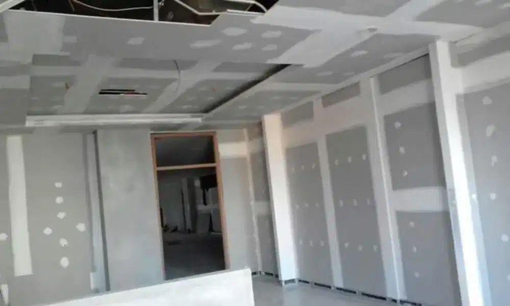 jasang pasang skat partisi gipsum mapang batu