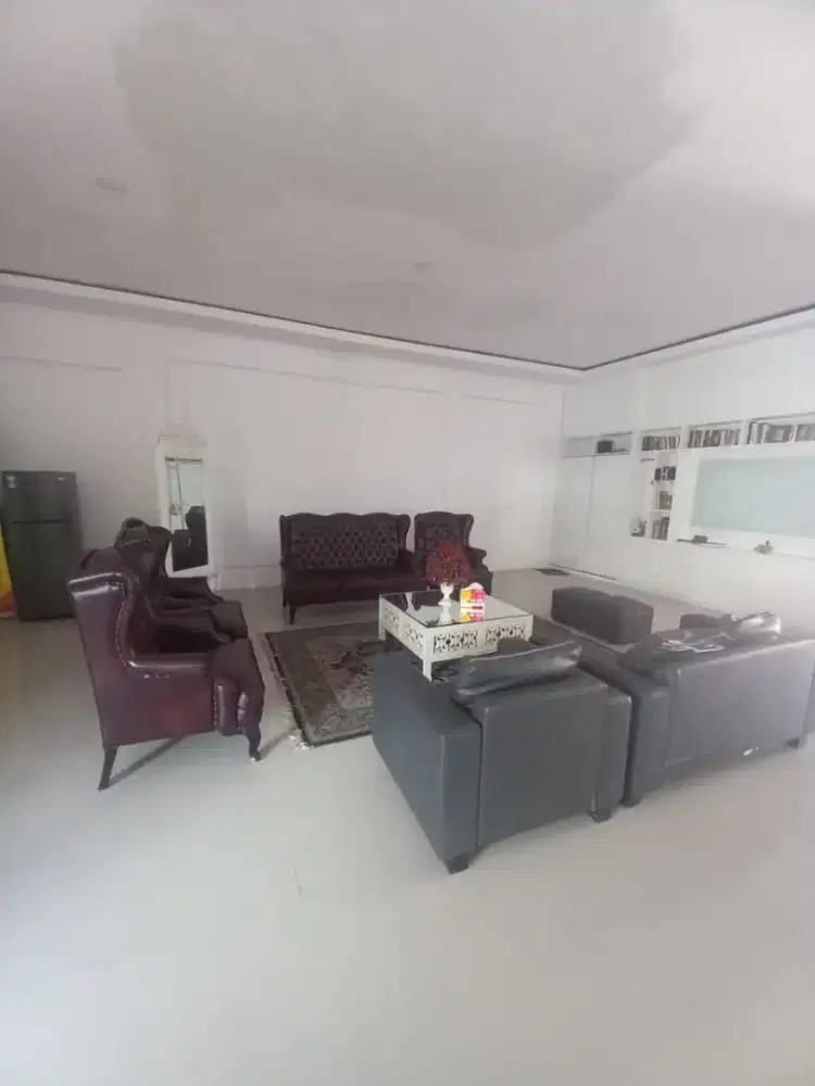 RUMAH SIAP HUNI BANGUNAN MASIH BARU KEMBAR TIMUR PUSAT KOTA BANDUNG