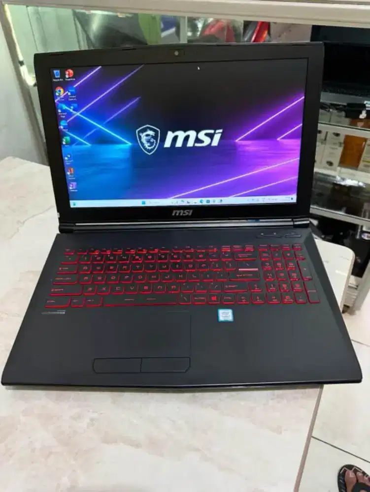 LAPTOP GAMING
MSI GL62M 7RDX