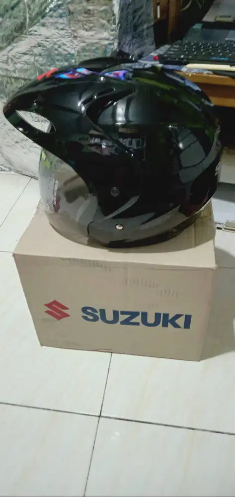 helm suzuki sni baru