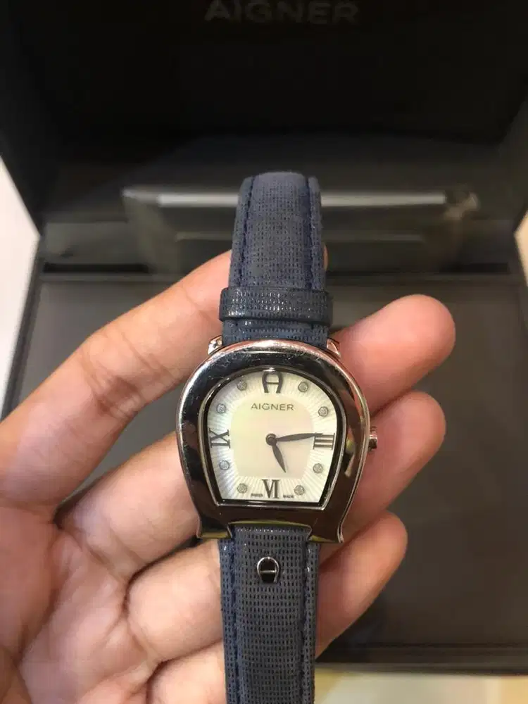Jam tangan ori lengkap