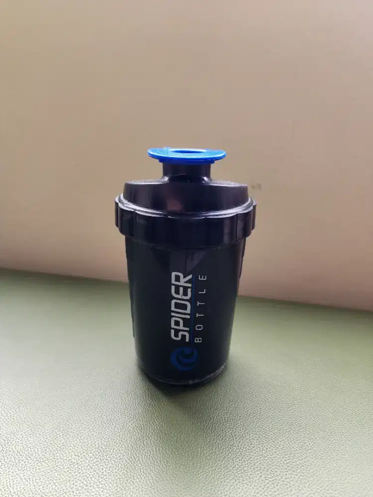 BOTOL SHAKER PROTEIN