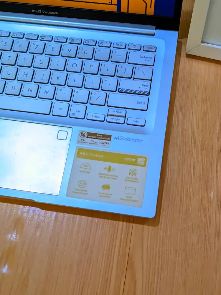 Asus vivobook m1403Q ryzen 5-5600H 16GB/512GB NVMe Fullset lengkap