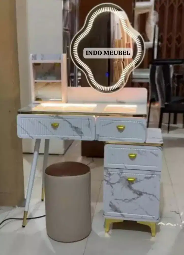 MEJA RIAS IMPORT NEW MODERN LAMPU LED MEJA SUDAH GRANIT