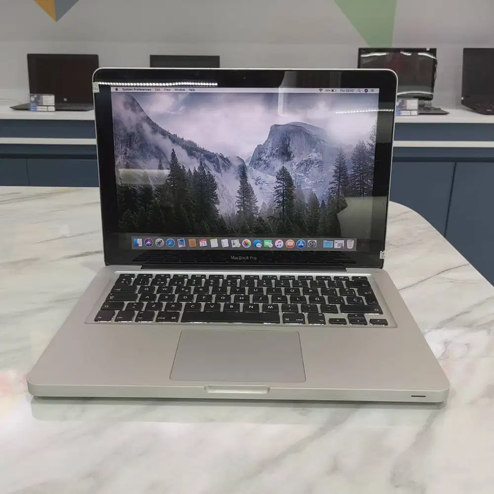 [MB03] Laptop Editing i5 8GB 256GB Siap Pakai COD