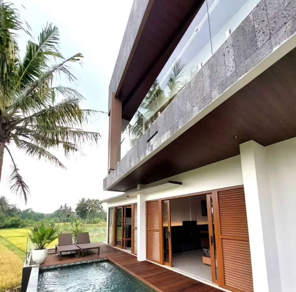Dijual Villa 3 Lantai View Sawah dan Merapi di Pandowoharjo