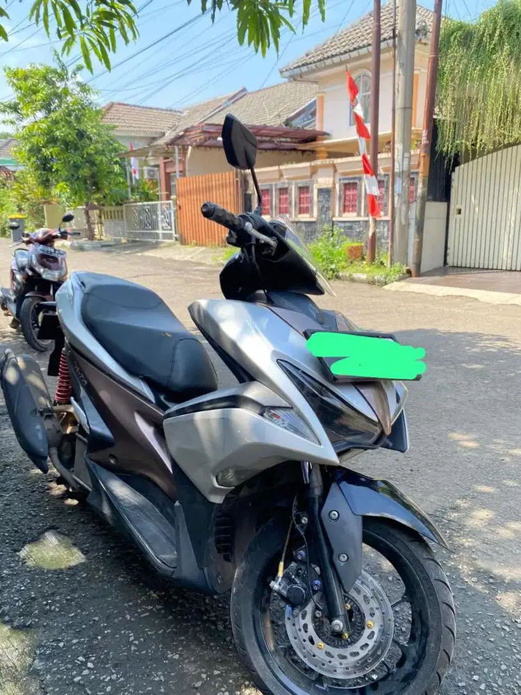 Dijual aerox 2018 lengkap istimewah