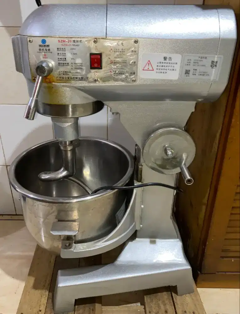 Mesin Adonan tepung buat segala jenis kue..