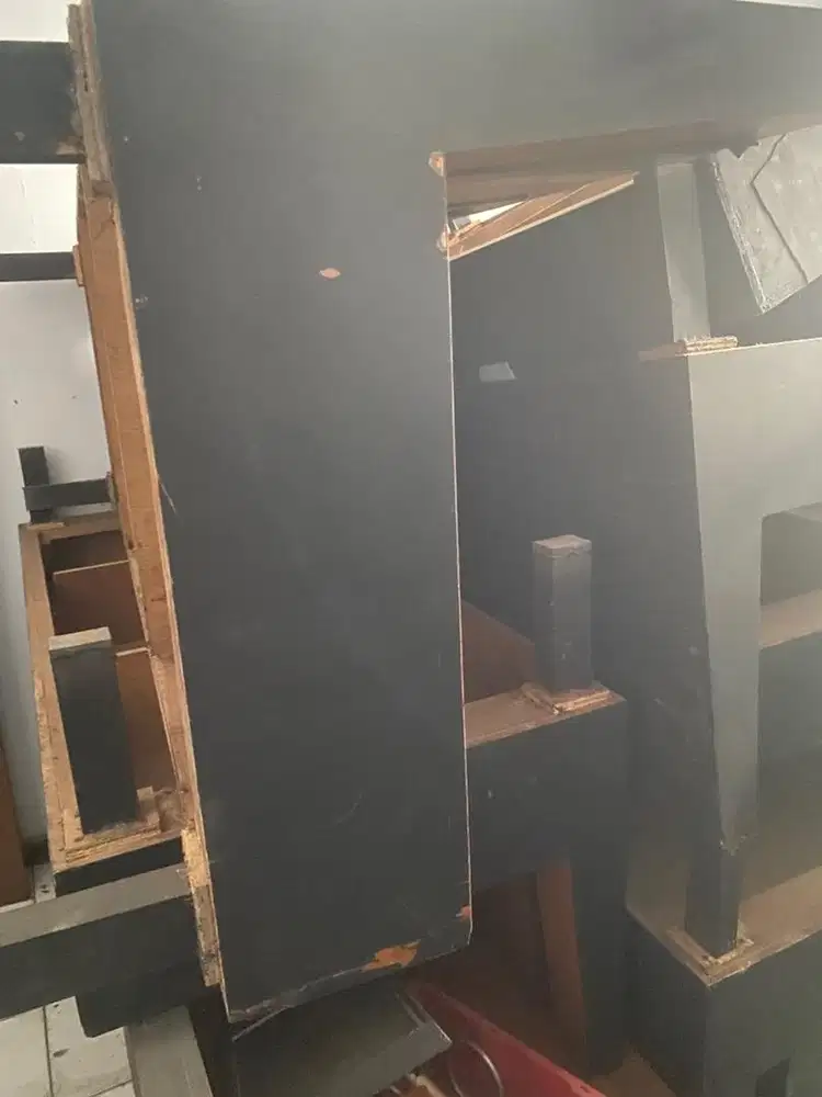 Kursi meja bekas cafe