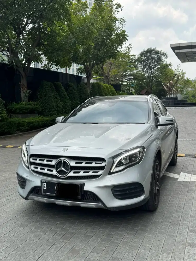 JUAL MURAH 2018 Mercedes-Benz GLA200 1.6 AMG SUV DIRECT OWNER